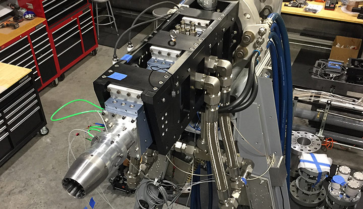 Multi-stream flow thrust stand